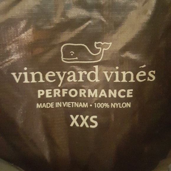 ⛔SOLD⛔ Vineyard Vines Camo Print Puffer Jacket - Picture 5 of 7